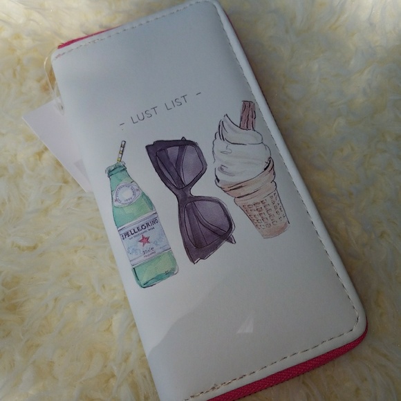 Handbags - Summer Lust list wallet